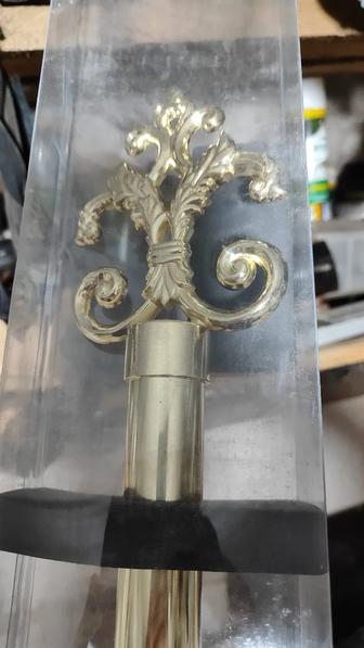 Продам новый карниз для штор.