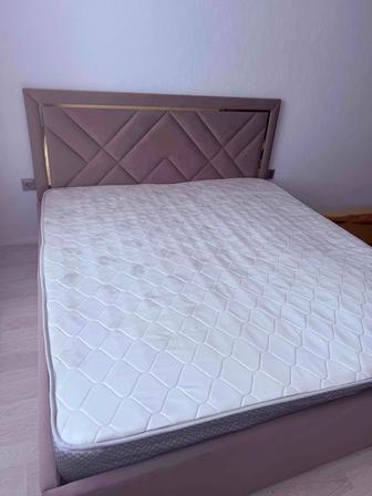 Продам кровать 180 на 160
