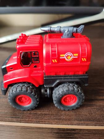 Машинки по 500 тг