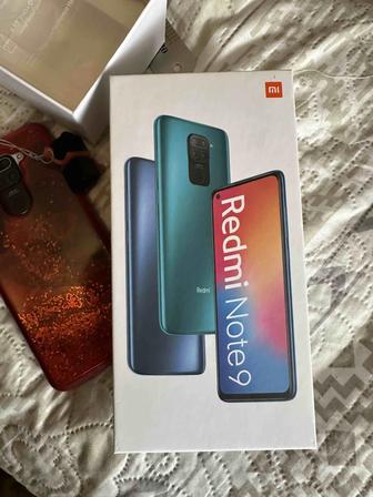 Продам смартфон Redmi Note 9