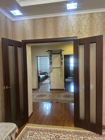 Двери межкомнатные б/у