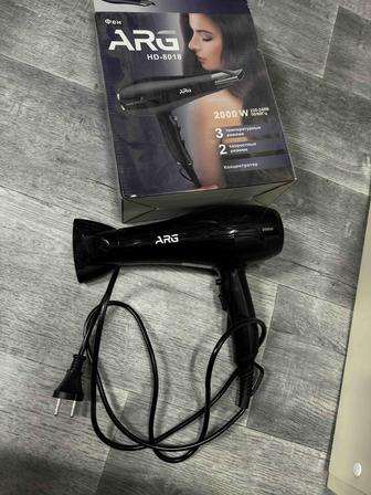 Продаю почти новый фен ARG HD-8018 фен 2000 Вт
