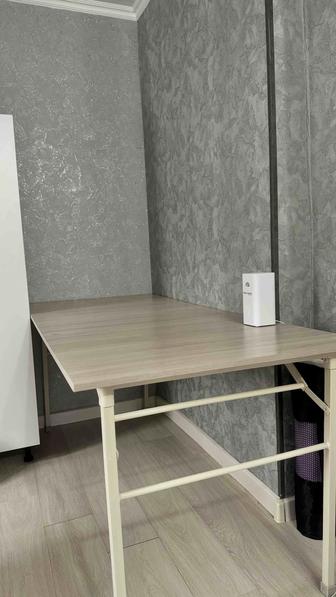 Продам стол