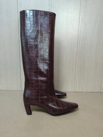 Сапоги демисезонные Lestrosa, Италия . Натуральная кожа