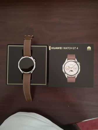 Смарт-часы HUAWEI WATCH  4