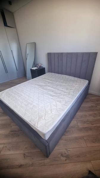 Матрас 160см