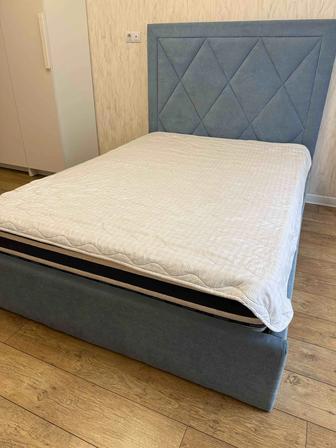 Продам спальную кровать