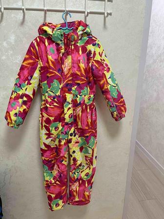 Продам комбинезон демисезон