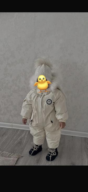 Зимний комбез и ботинки