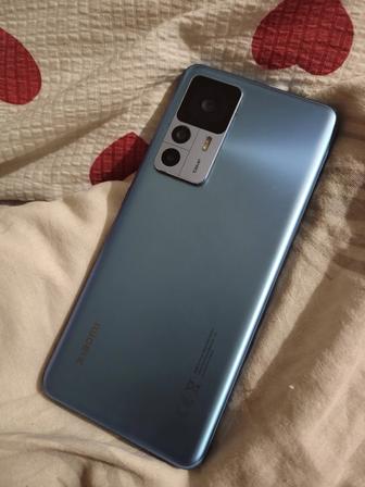 Продам xiaomi 12t 12-256