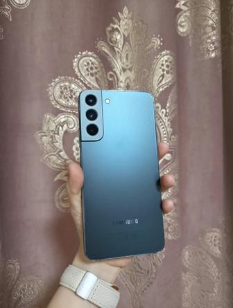 Продам телефон Samsung s22 plus