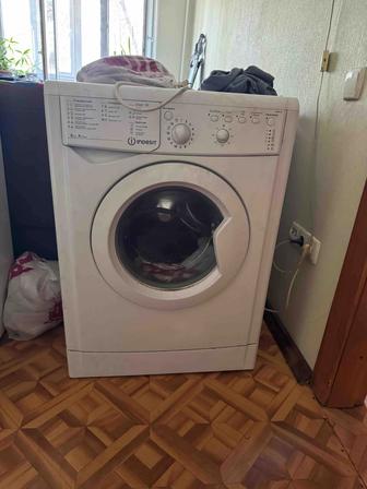 Продам стиральную машинку