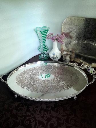 Поднос посеребренный Англия винтаж