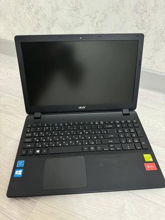 Почти новый ноутбук Acer Aspire 6месяцев в использовании