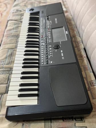 Продам Синтезатор KORG PA 600