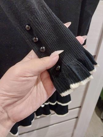 Продам платье трикотажное,вязанное , 46р , не носилось