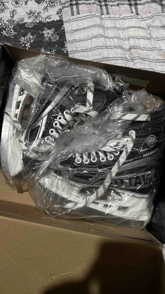 Продам детские коньки