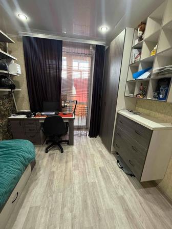 Продам письменный стол