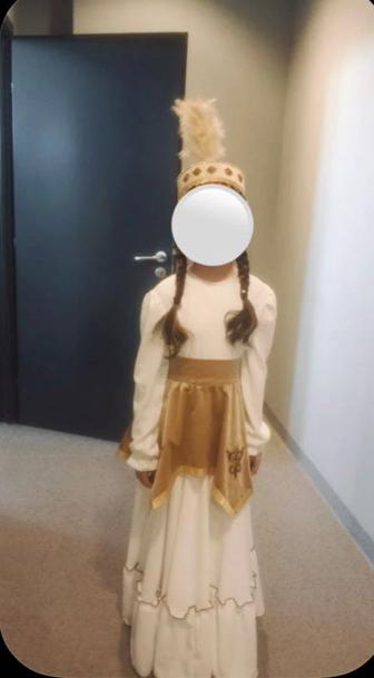 Костюм казахский национальный