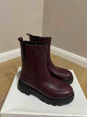 Зимние полусапожки новые натуральная кожа и цыгейка