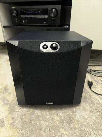 Сабвуфер Yamaha NS-SW200