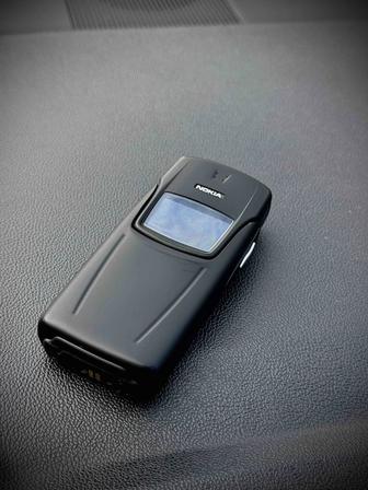 Nokia 8910i