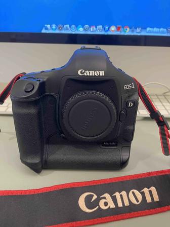 Canon Mark IV EOS-1