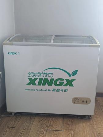 Продам морозильник витринный