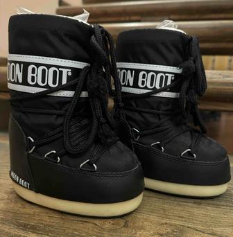 Сапоги детские MOON BOOT