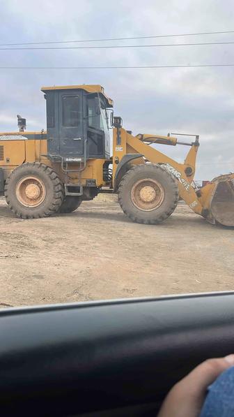 Услуга фронтального погрузчика