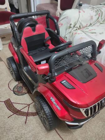 Продам детский электрический автомобиль