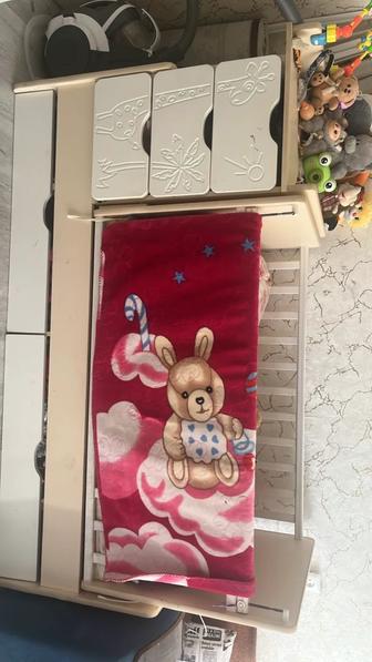 Продам срочно кроватку детскую!Самовывоз