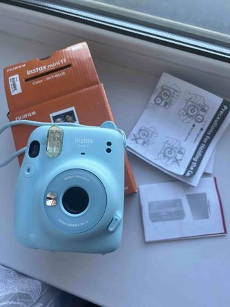 электроника Продам instax mini11