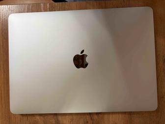 MacBook Air 13 (M1, 2020), мышь Logitech MX Master 3S для мака в подарок