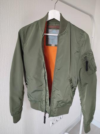 Женский бомбер Alpha Industries размер : S