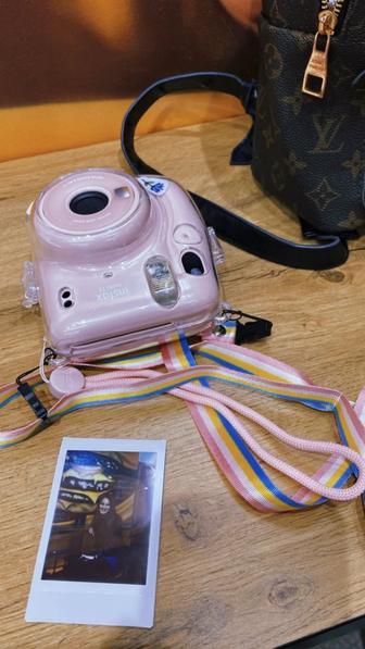 instax фотоаппарат