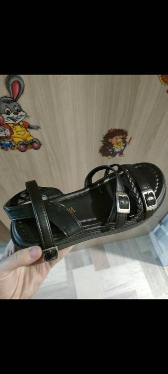 Летние сандали женские 37 рр