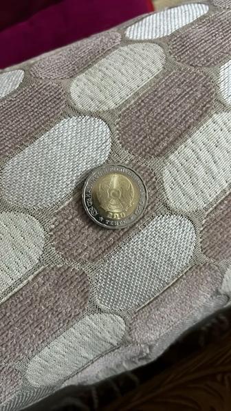 Продам монету