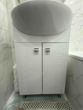 Продам тумбу с раковиной