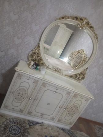 Спальний гарнитур