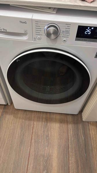 Продам сушильную машину LG