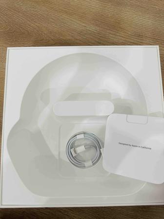Продам AirPods Max оригинал