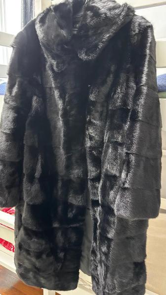 Продам шубу, одевалась пару раз