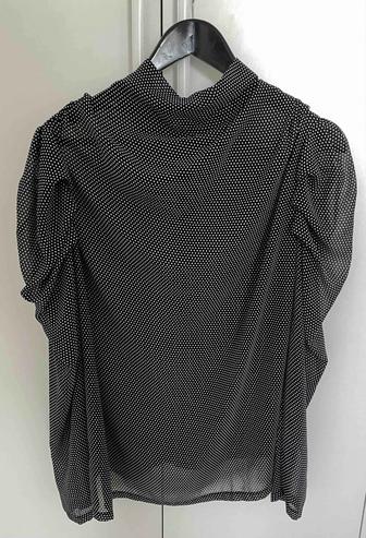 Блузка в горох