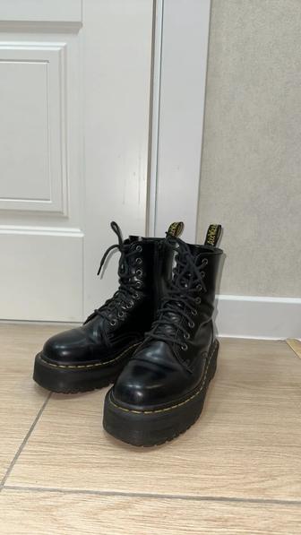 Ботинки Dr Martens Jadon