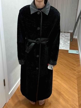 Продам шубу из свакары