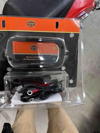 поддерживающее устройство(зарядка)для аккумулятора Harley-Davidson 66000034
