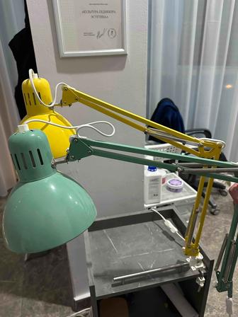 Лампа настольная