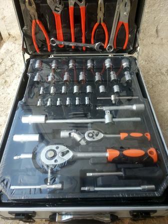 Продаю Набор Инструментов 186 Pcs Чемодан