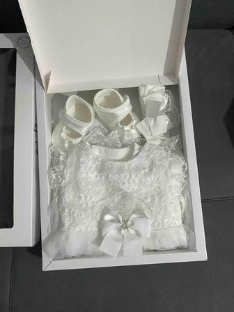 Продается комплект для девочек